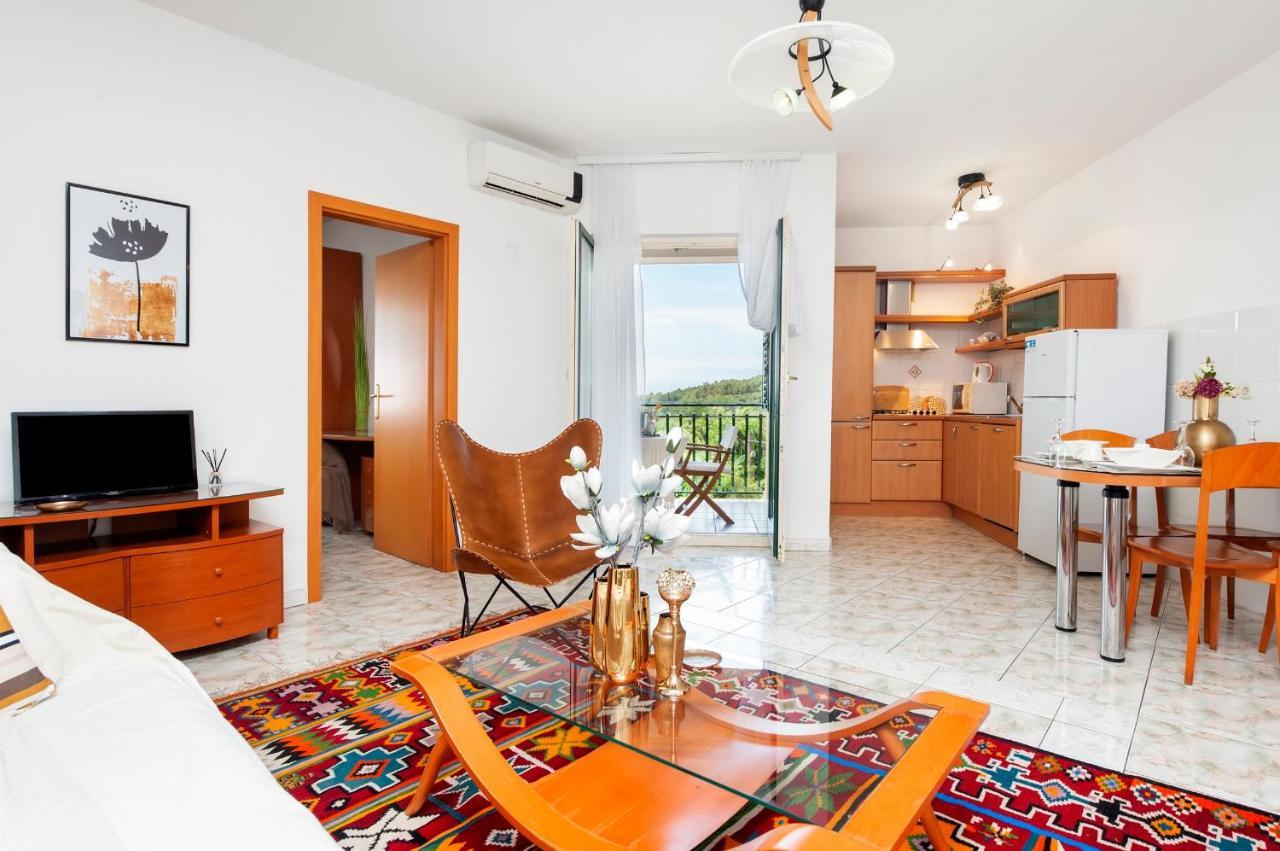 Villa Mareonda - Apartments Sussurro Rovinj Exterior foto